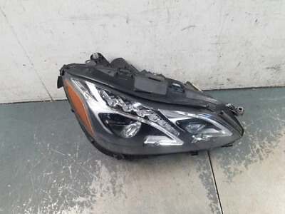 Luz principal LED #9590 Q3 para pasajero derecho Mercedes AMG E 63 S 2014 Foto 1 de 4