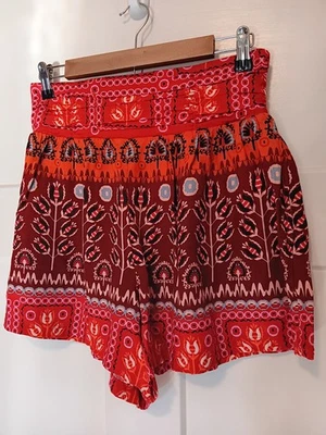 Pantalones Cortos Anthropologie Pequeños Rojo Rosa Geométricos Elegante Boho Foto 1 de 4