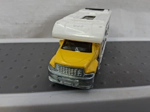 Matchbox Road Toys MBX Motor Home gelb Die Cast - Bild 1 von 7