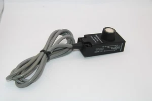 BAUMER UNDK30P1703 Ultraschalsensor - Bild 1 von 1