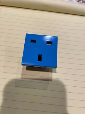 Legrand #10000260, Enchufe 2P+E BS Ref 0.775.05 Con Cov Azul Cantidad de 10, #4rm#1 Foto 1 de 4