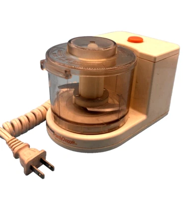 VINTAGE Black & Decker Small Handy Chopper Mincer HC20 Tiny Food Processor - Image 1 of 4