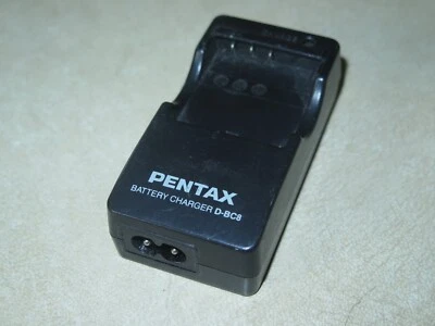 Genuine Pentax D-BC8 Battery Charger for Pentax Compact Digital Camera - Image 1 of 2