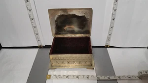 Vtg. INDIA "Silver Color" Inscribed, Nickle? on Copper, Felt Lined Trinket Box - Picture 1 of 11