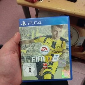 FIFA 17 (Sony PlayStation 4) - Bild 1 von 3
