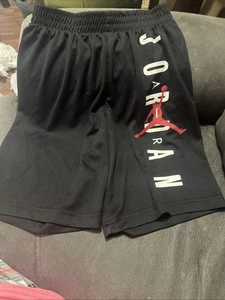 Nike AIR JORDAN Shorts Boys L 12-13 Yrs Black Jumpman Basketball Mesh Black Red - Picture 1 of 8