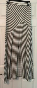 Mossimo Damen grau & weiß gestreifter langer Maxirock Stretch Gr. Medium - Bild 1 von 4