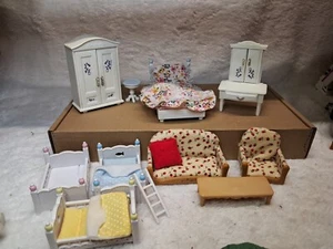 Muebles antiguos Sylvania Critters B16 de 10 piezas - Imagen 1 de 10