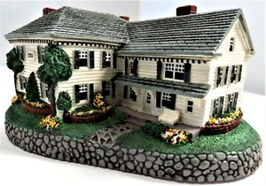 Rockwell's Hometown Collection "Rockwell's Residence" Landmark -Sculptures 82281 - Picture 1 of 12