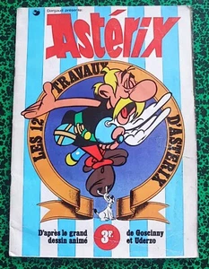 Astérix Et 12 travaux Album 1976 Panini TTB RARE voir INTROUVABLE COMPLET - Picture 1 of 4