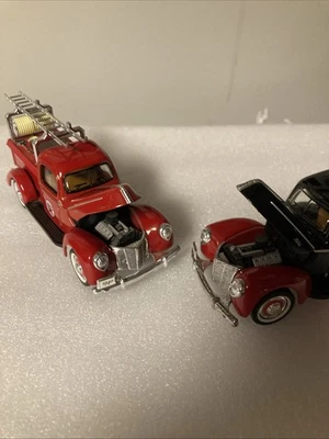 TEXACO Golden Wheel Die-Cast Ford Set Of 2 *View Photos & Description For Damage - Image 1 of 4