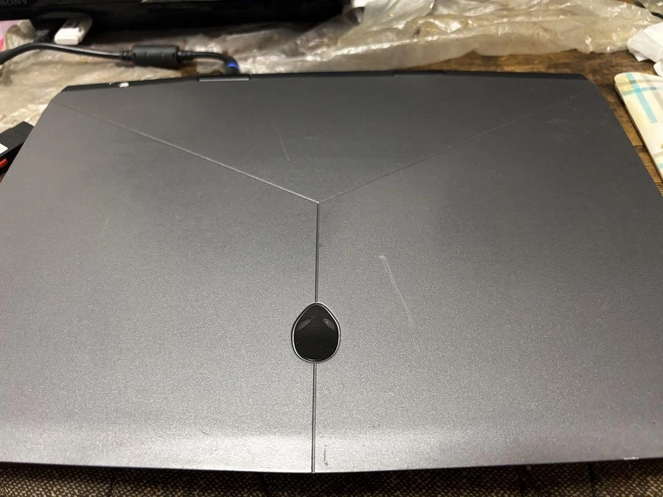 Dell Alienware M15 Gaming Laptop/i7-8750H/32GB/SSD512GB/RTX2070 Used - Image 1 of 4