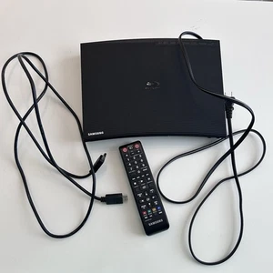 Samsung BD-J5900 Smart 3D Blu-ray DVD Player Built-In WiFi with Remote Tested - Picture 1 of 6