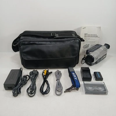 Sony Handycam Vision CCD-TRV608 NTSC Video Hi8 Camcorder Tested & Works - Image 1 of 4