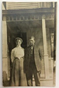 Schönes Paar Glann & Mayme Tucker tot jetzt Echtfoto Postkarte schönes Bild - Bild 1 von 1