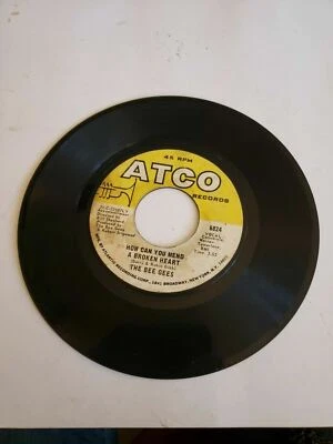 The Bee Gees - Country Woman - Atco (45RPM 7”  Single)(J317)  - Image 1 of 2