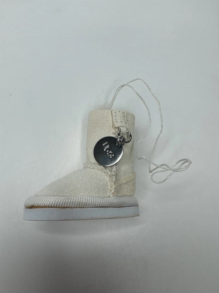 Llavero Bota Ugg Miniatura Dije Color Crema (Marcas de Pegamento) Foto 1 de 4