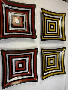 4 Retro Quadratische Vorspeise/Dessertteller Rot & Schwarz oder Gelb Transparent 5" Quadratisch - Bild 1 von 9