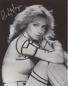 Cindy Morgan I/P signed "Tron" s/w Foto mit Echtheitszertifikat - Bild 1 von 2