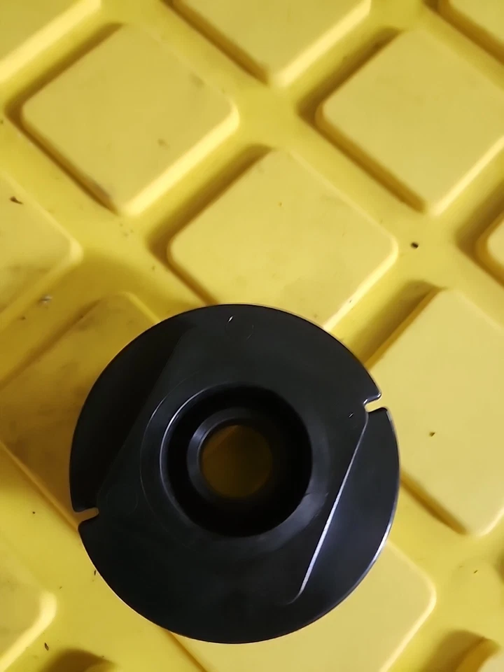 SHINDAIWA 99909-15580 Spool Left Hand - Image 1 of 1