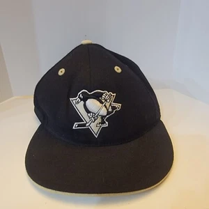 Pittsburgh Penguins Hat 7 1/2 Fitted Cap Black Flat Brim Bill Reebok 100% Wool - Picture 1 of 10