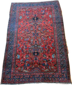 An Antique Traditional Floral Mehraban Rug - Picture 1 of 4