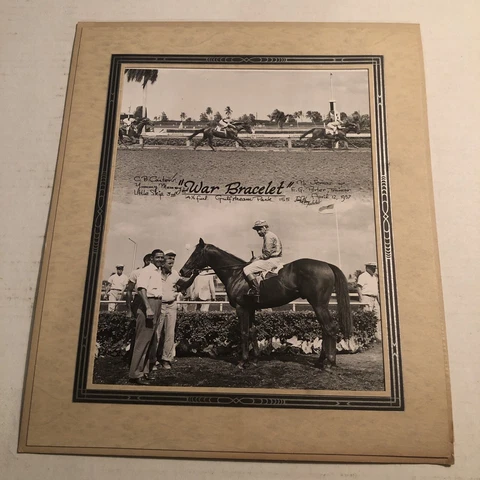 GULFSTREAM PARK WINNING HORSE PHOTO WAR BRACELET APRIL 12, 1957 Cover