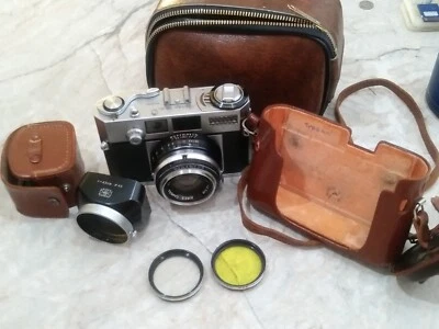  Aires 35-III S Camera w/accessories  For Parts or Repair.READ Foto 1 de 4