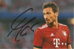 BAYERN MUNICH & GERMANY: MATS HUMMELS SIGNED 6x4 ACTION PHOTO+COA - Picture 1 of 1
