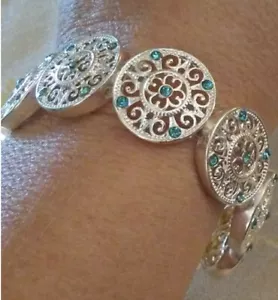 AVON Ultimate Challenger Stretch Bracelet Silvertone w/Blue Rhinestones One Size - Picture 1 of 4