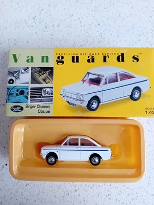 Vanguards Corgi 1:43 Singer Chamois Coupe Polar White VA40003 - Image 1 of 4
