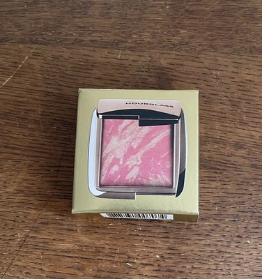 Houglass Ambient lighting Blush in Luminous Flush 1.3g Mini BNIB - Image 1 of 2