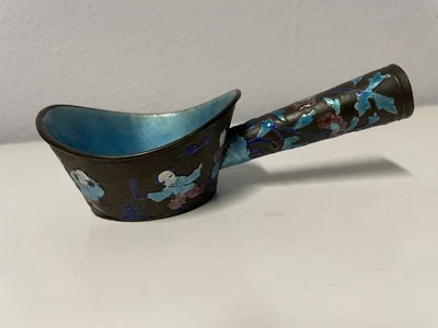 Cucharón o cuchara china vintage de esmalte cloisonné. Foto 1 de 4