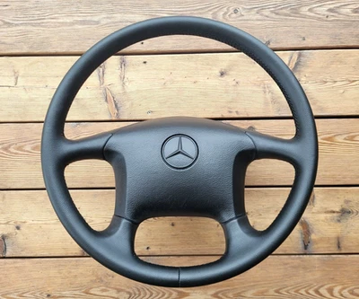 NEU LEDER Lenkrad Freightliner Mercedes Atego I II Vario Axor Actros - Bild 1 von 4