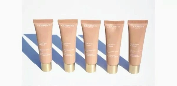 Clarins Pore Perfecting Matifying Foundation Choose From 5 Shades (NEW IN BOX) - Image 1 of 1