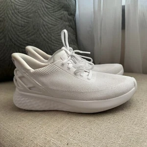 Kizik Hands Free White Sneakers Everyday Walking Shoes Slip On W's 7.5 - Picture 1 of 12