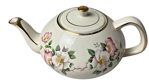 Arthur Wood, Teapot, England, #4671 - Picture 1 of 12