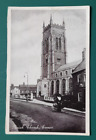 1 Old Postcard Of  Parish Church , Cromer , Postally Unused