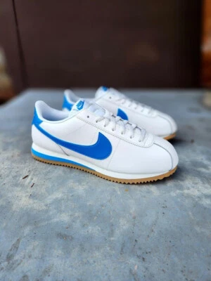 Nike Cortez Para hombres Talla Cuero Tenis Zapatos DM4044 112 Vela/Foto Claro Azul Foto 1 de 4