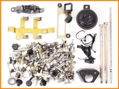 Ducati Monster M900 1997 genuino Stay Bolt y juego de piezas uuu Foto 1 de 4