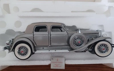 Coche modelo fundido a presión Franklin 1933 Silver Duesenberg SJ Twenty Grand 1:24 nuevo de colección Foto 1 de 4