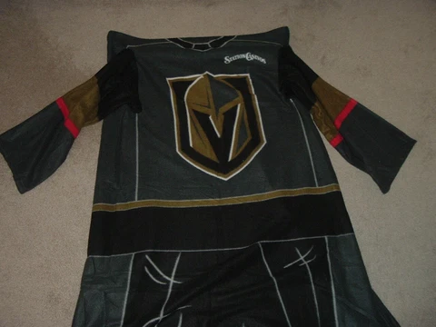 Vegas Golden Knights Hockey NHL Station Casinos Blanket w/ Sleeves Brand New Cover