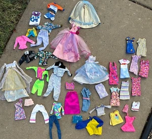 Vintage Barbie clothing lot 90s / 80’s Barbie Ken Read - Picture 1 of 8