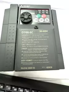 Mitsubishi D700-SC Modell FR-D740-022SC-EC WECHSELRICHTER 3 Phasen 400V 2,2A - Bild 1 von 6