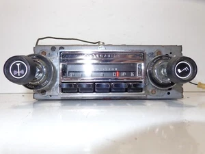 1965-67 Oldsmobile Jetstar 88 Dynamic Delta 98 Transistor AM Radio Delco 7294743 - Picture 1 of 9