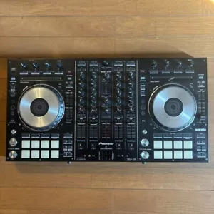 Pioneer DJ DDJ-SX Controller - Picture 1 of 4