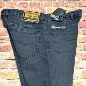 Diesel Thommer RM063 Slim Fit Low Waist Slim Leg Men`s Stretch Jeans Size 36x32 - Picture 1 of 5