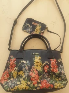 Cath Kidston Crossbody Shoulder Bag Grab Bag Floral Navy Floral Matching Purse - Picture 1 of 11