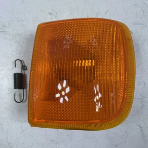 Freccia anteriore sinistra Ford Fiesta MK2 1983-1989 Genuine oem 6112703 ARIC - Imagen 1 de 3