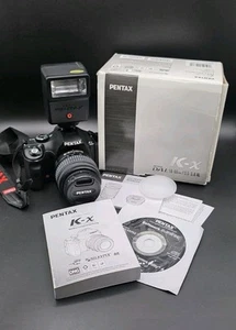 Pentax K-x fotocamera reflex digitale 12,4 MP (kit con obiettivo 18-55 mm + flash AF200S) - Foto 1 di 16